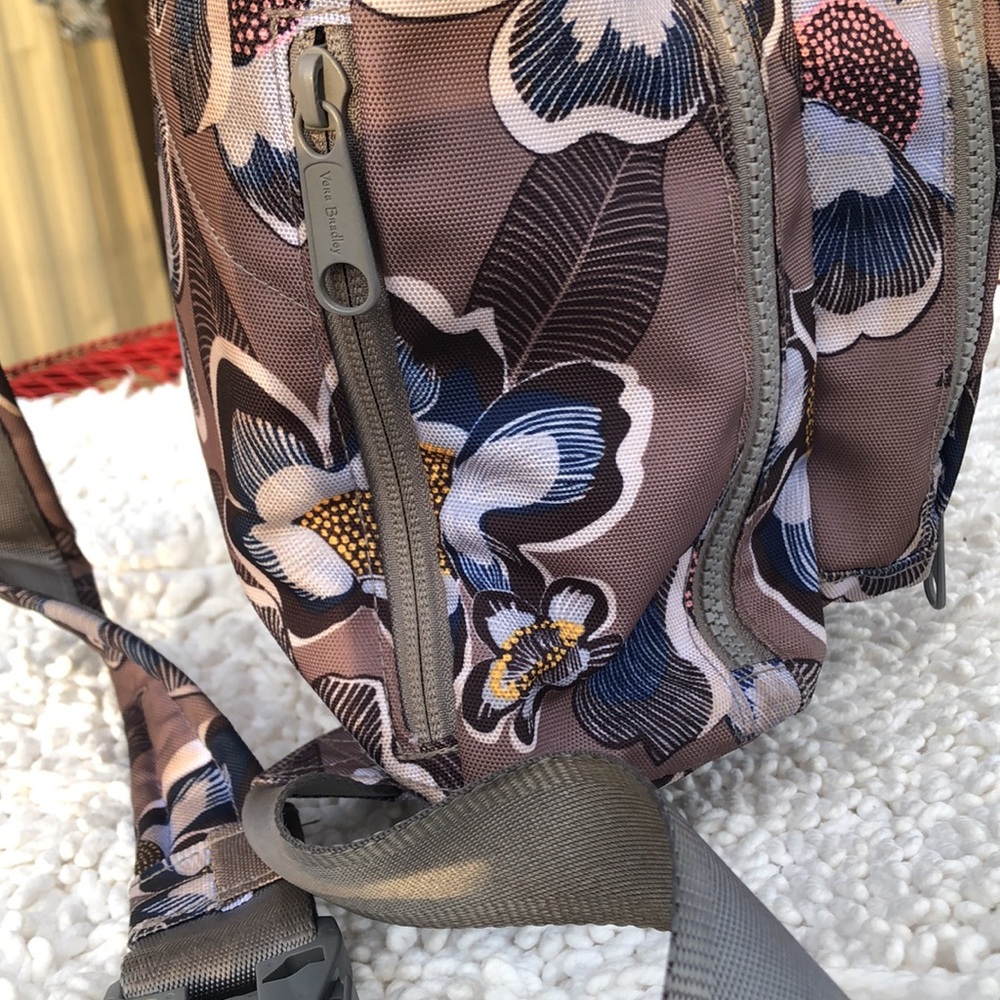 🚨B2G1 VERA BRADLEY Brown Blue Floral Mini Backpack - Picture 5 of 5